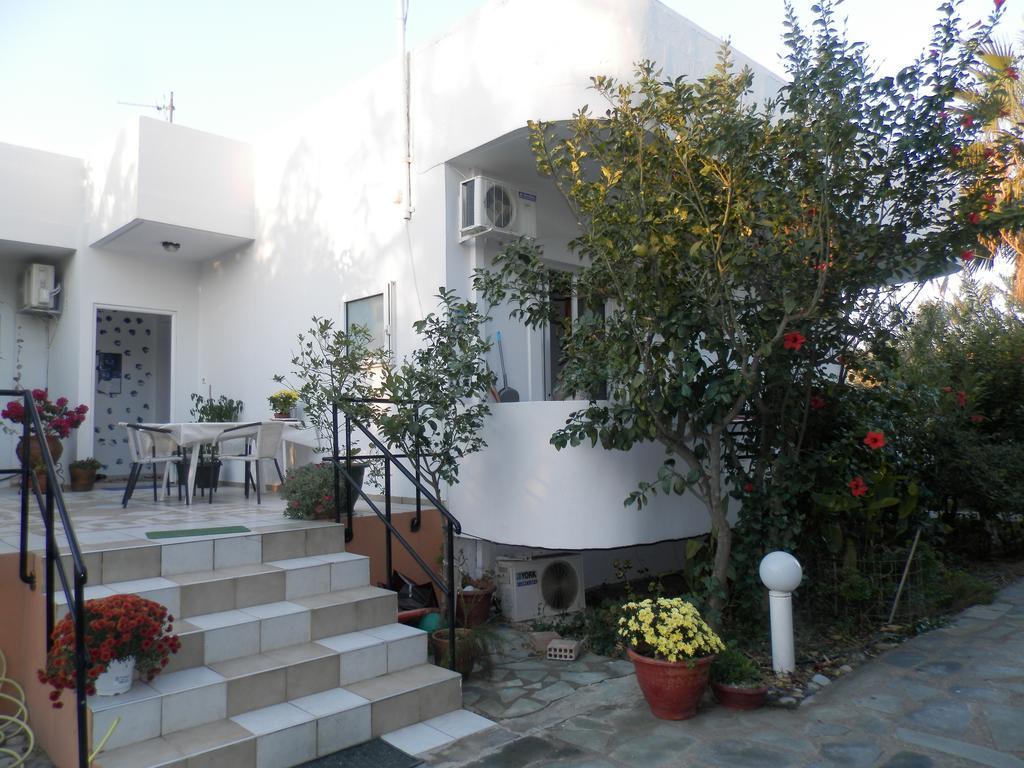 Silvi Mari Apartments 普拉坦斯 外观 照片