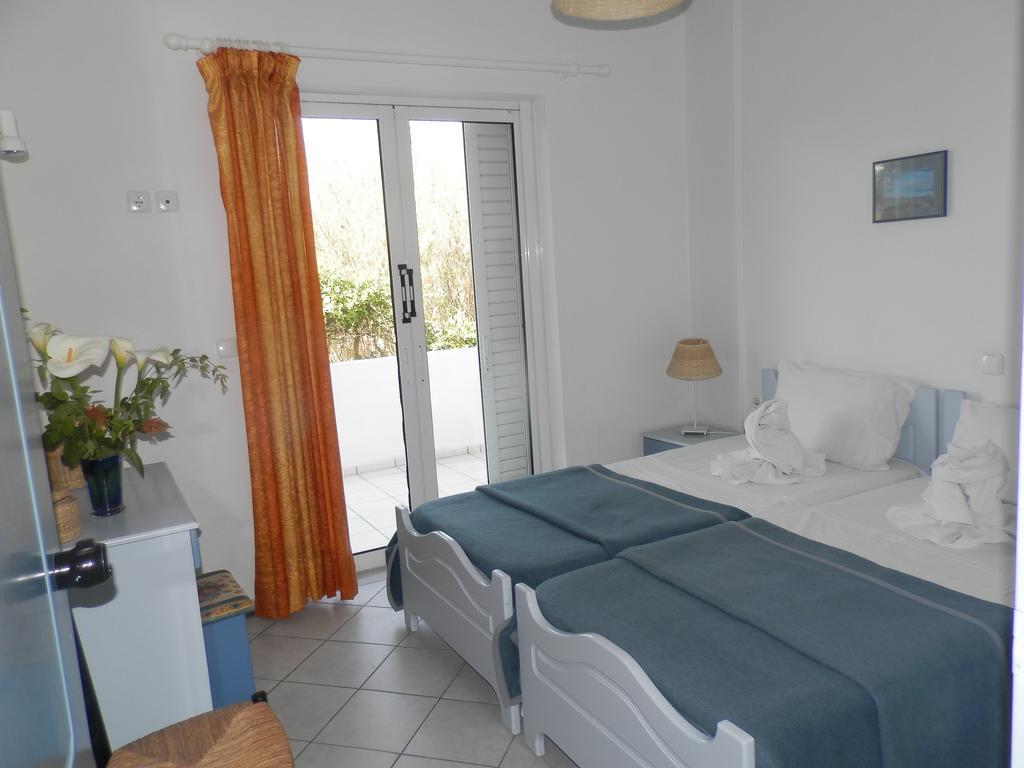 Silvi Mari Apartments 普拉坦斯 外观 照片