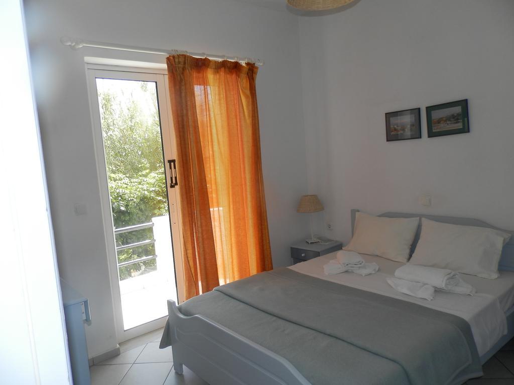 Silvi Mari Apartments 普拉坦斯 外观 照片